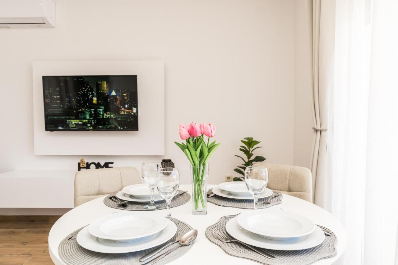 Apartmani Tomeri สตารีกราด-ปาเคลนีซา ภายนอก รูปภาพ